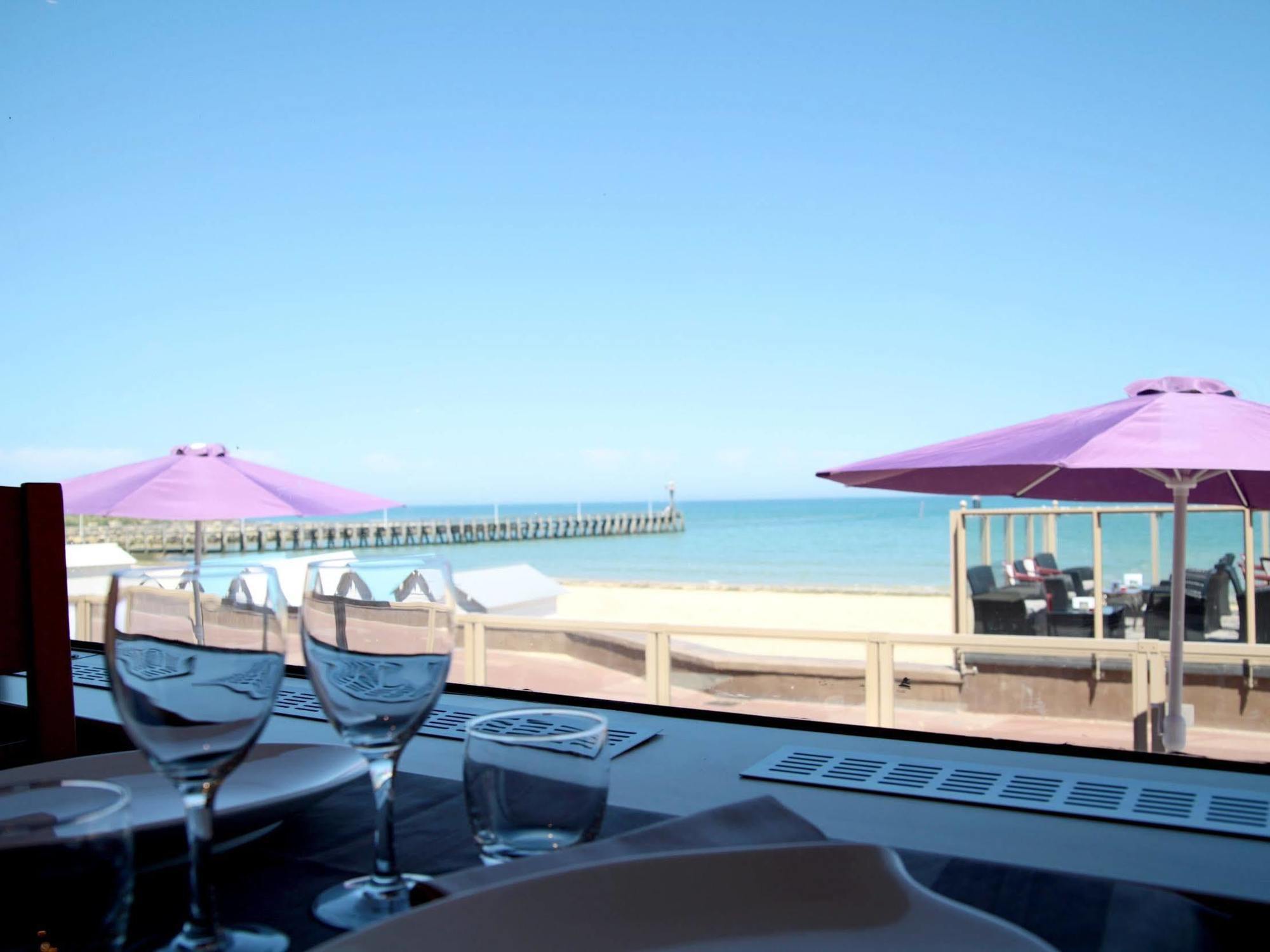 La Cremaillere Hotel-Restaurant Courseulles-sur-Mer Dış mekan fotoğraf